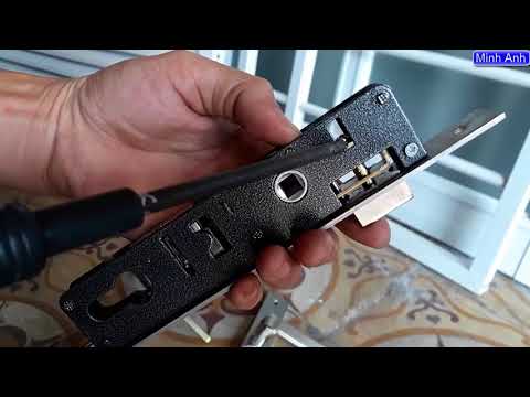 Hướng dẫn lắp ổ khóa tay gạt lên cửa sắt hộp