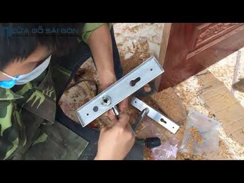 Cách lắp khóa cửa gỗ đơn giản cho cửa chính ngôi nhà